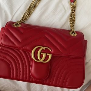 GG marmont- medium red great quality!!